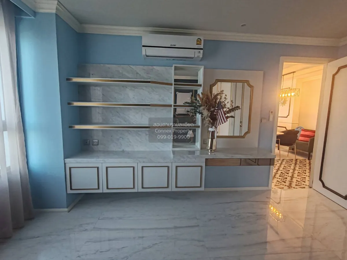 For Rent Condo , Life Ladprao , high floor , corner unit , newly 