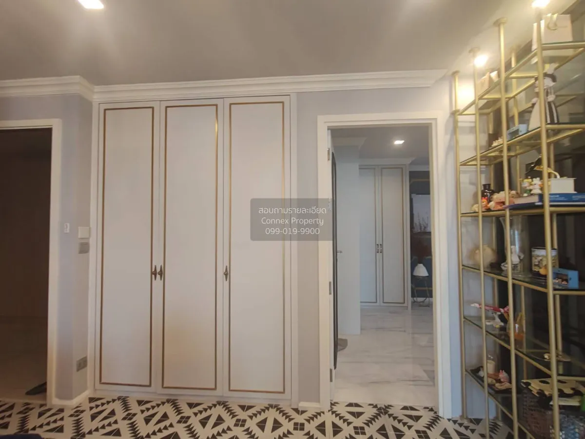 For Rent Condo , Life Ladprao , high floor , corner unit , newly 