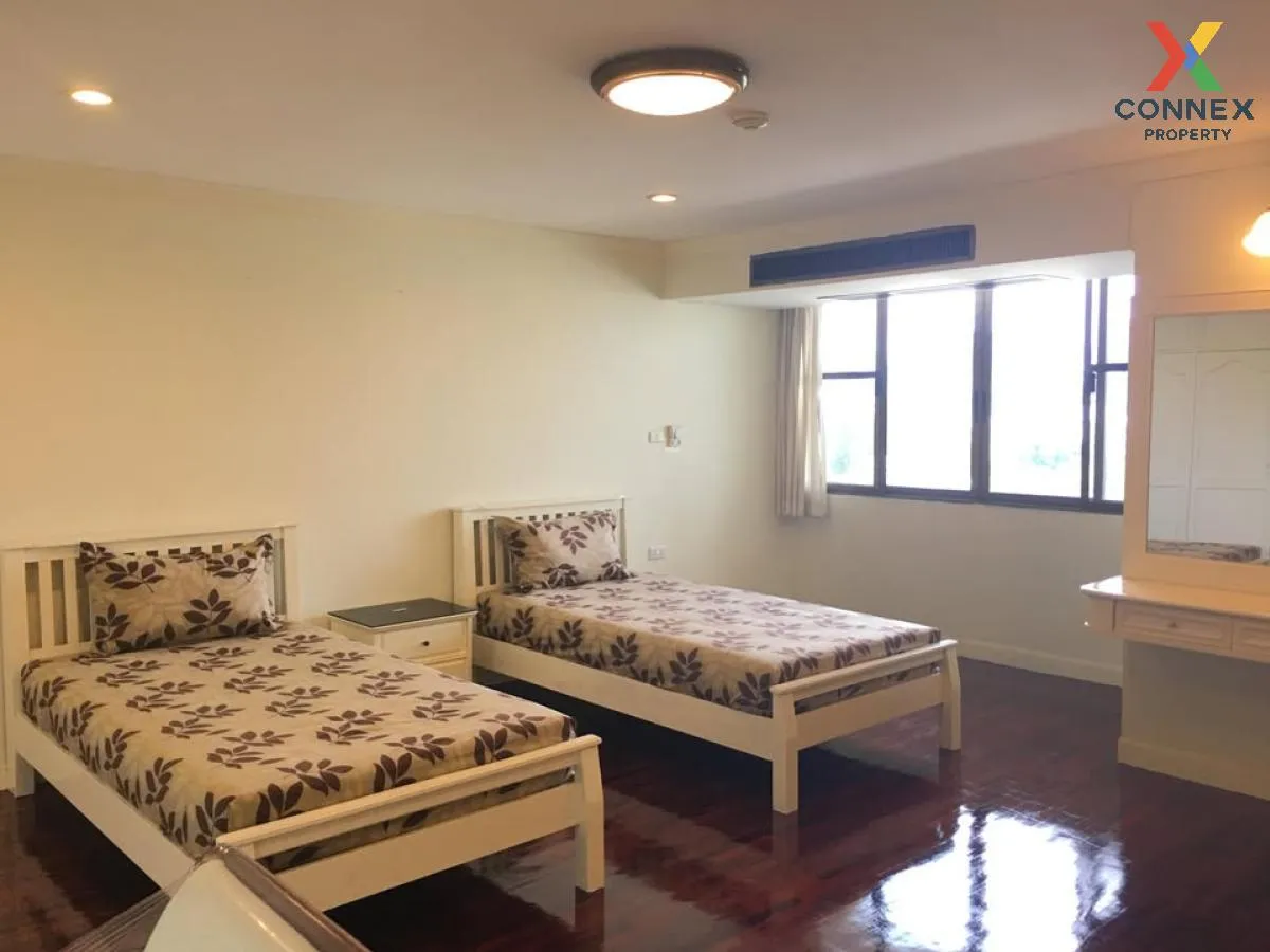 ขายคอนโด  โอเรียนทอลทาวเวอร์ BTS-เอกมัย คลองตันเหนือ เขต วัฒนา กร