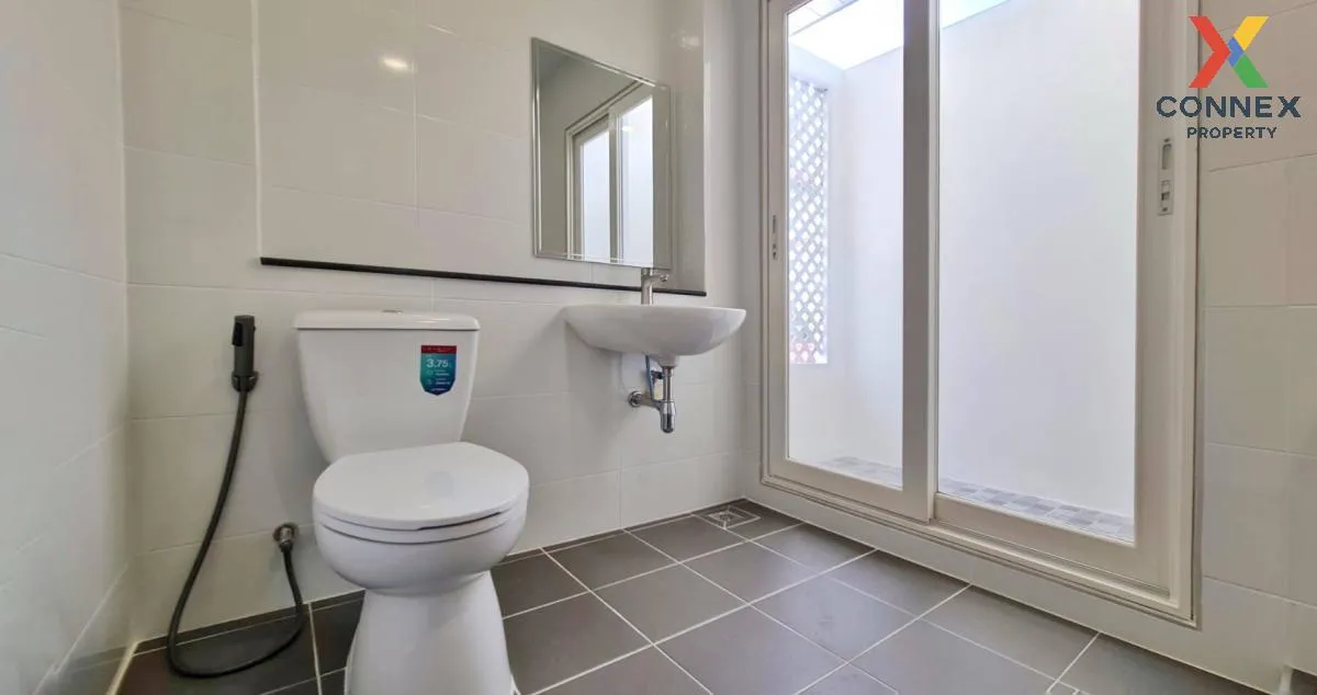 ขายบ้าน  มณีรินทร์ เอ็กซ์คลูซีฟ พาร์ค รังสิต หน้ากว้าง รีโนเวทใหม ขายบ้าน  มณีรินทร์ เอ็กซ์คลูซีฟ พาร์ค รังสิต หน้ากว้าง รีโนเวทใหม