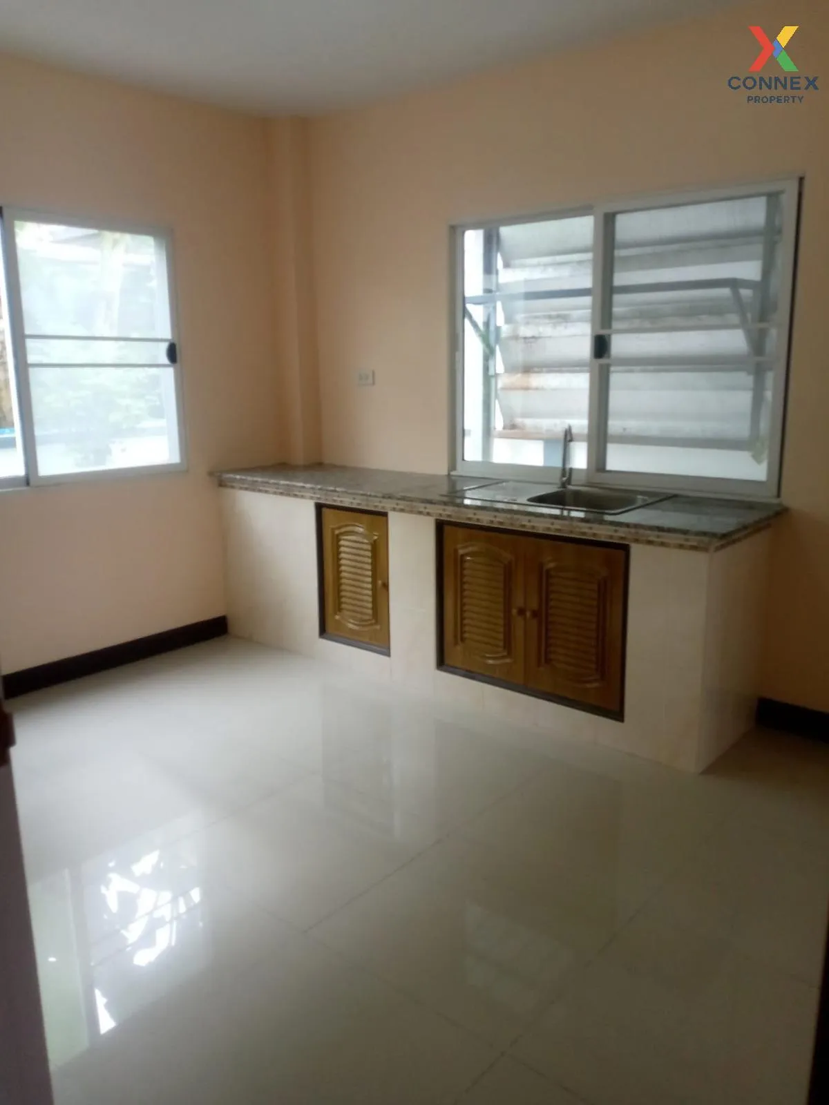 ขายบ้าน  บ้านกฤษณา การ์เด้นโฮม หน้ากว้าง บางกระทึก สามพราน นครปฐม