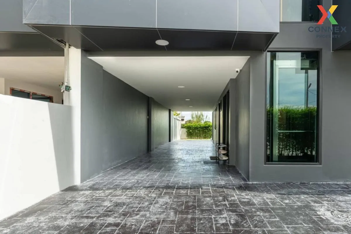 เช่าโฮมออฟฟิศ เจดับบลิว พาร์ค กรุงเทพกรีฑา ขนาด 5 ชั้น พร้อมลิฟต์ 2