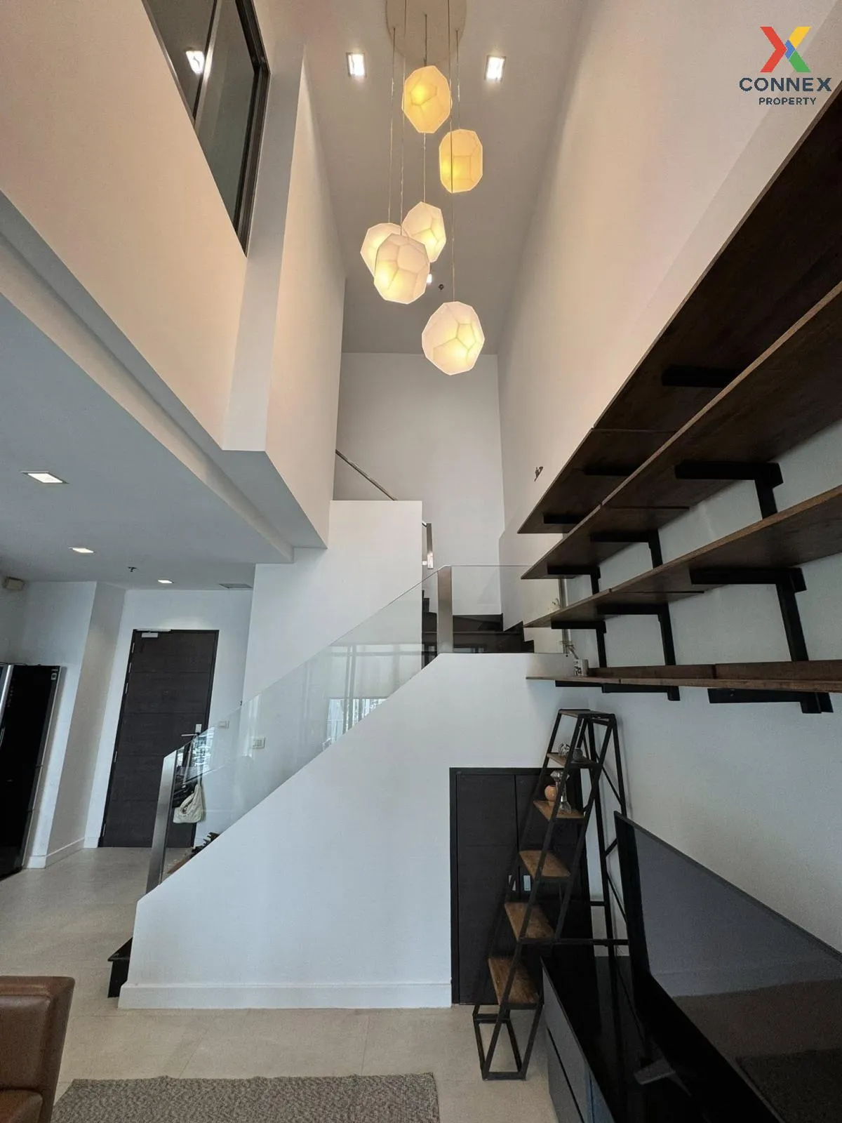 เช่าคอนโด  ไอดีโอ คิว พญาไท ดูเพล็กซ์ BTS-พญาไท ทุ่งพญาไท เขต ราช