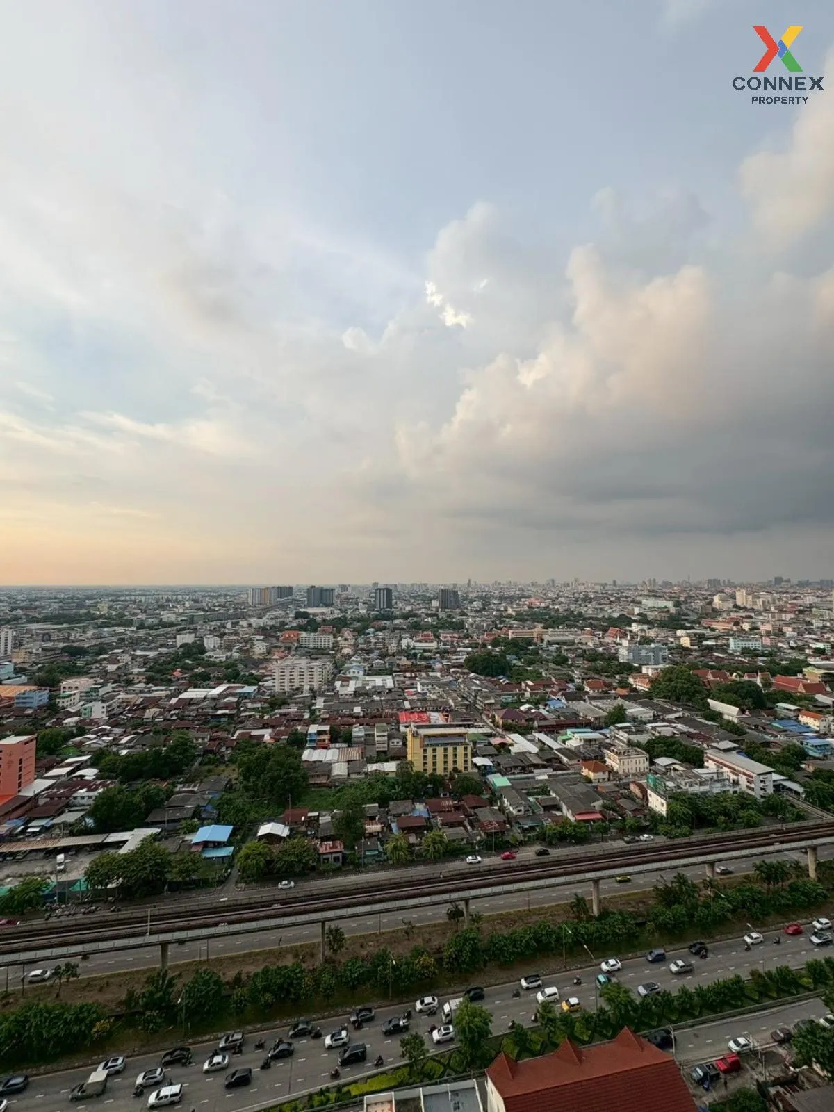 For Sale Condo , Ideo Sathorn - Thapra , high floor , newly renov