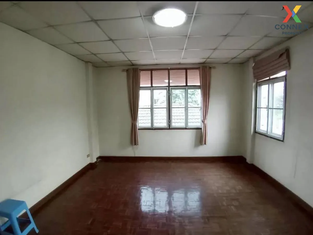 ขายบ้านเดี่ยวทำเลทอง หมู่บ้านเมืองทองธานี โครงการ 5 บ้านใหม่ ปากเ ขายบ้านเดี่ยวทำเลทอง หมู่บ้านเมืองทองธานี โครงการ 5 บ้านใหม่ ปากเ
