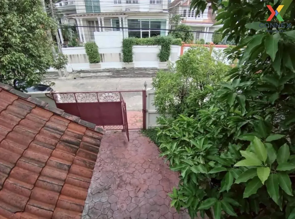 ขายบ้านเดี่ยวทำเลทอง หมู่บ้านเมืองทองธานี โครงการ 5 บ้านใหม่ ปากเ ขายบ้านเดี่ยวทำเลทอง หมู่บ้านเมืองทองธานี โครงการ 5 บ้านใหม่ ปากเ