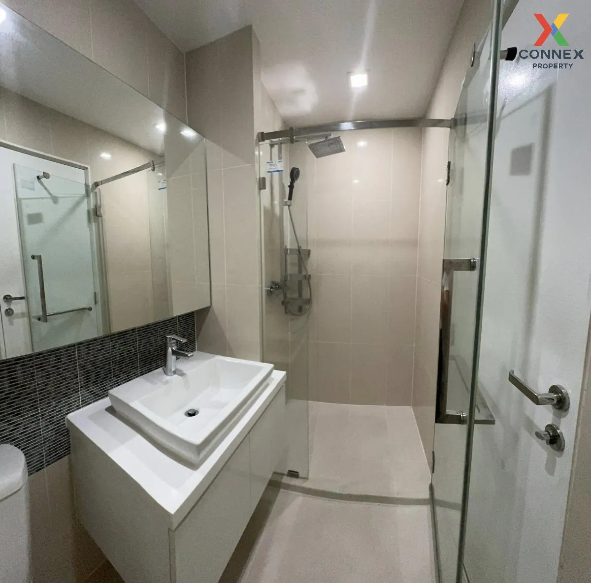 For Sale Condo , Condolette Ize Ratchathewi , nice view , high fl For Sale Condo , Condolette Ize Ratchathewi , nice view , high fl