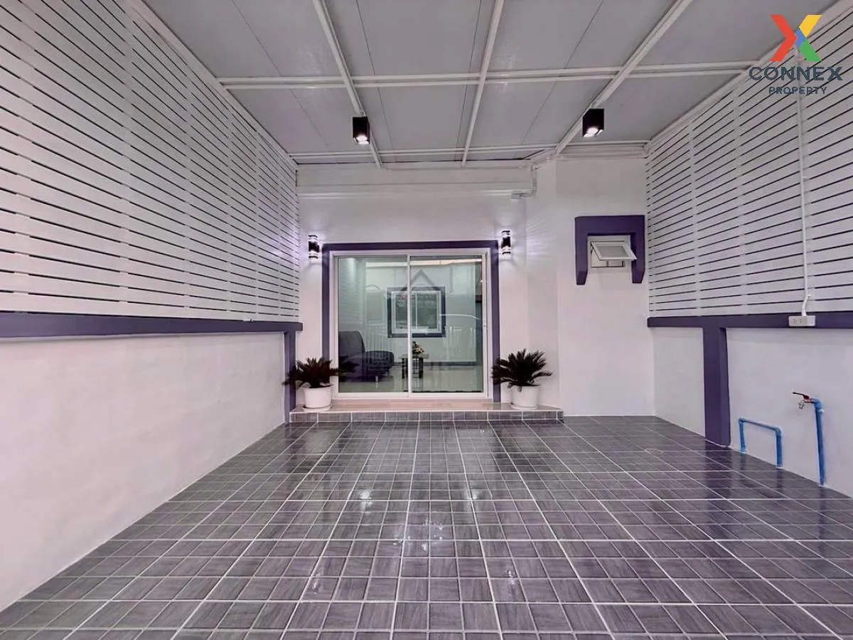 For Sale Townhouse/Townhome  , Phimonrat 1 , newly renovated , Ph 2