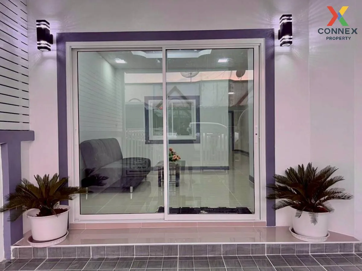 For Sale Townhouse/Townhome  , Phimonrat 1 , newly renovated , Ph 4