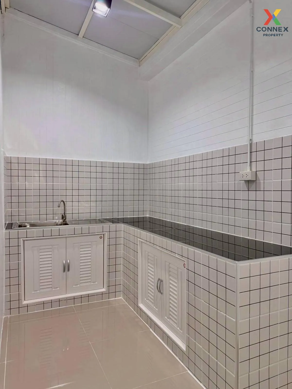 For Sale Townhouse/Townhome  , Phimonrat 1 , newly renovated , Ph