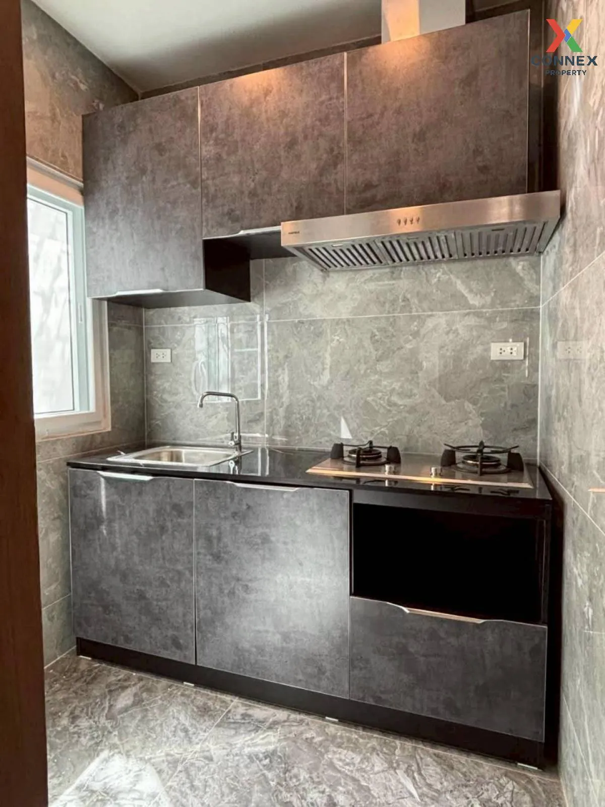 เช่าบ้านใจกลางทองหล่อซอย 25  หน้ากว้าง คลองตันเหนือ เขต วัฒนา กรุ