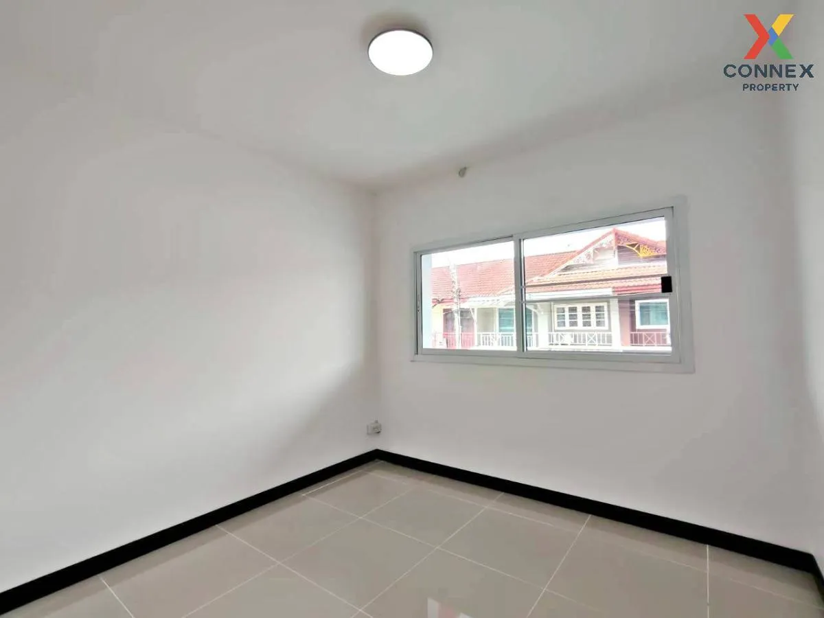 For Sale Townhouse/Townhome  , Baan Phrueksa 3 Bang Bua Thong , w