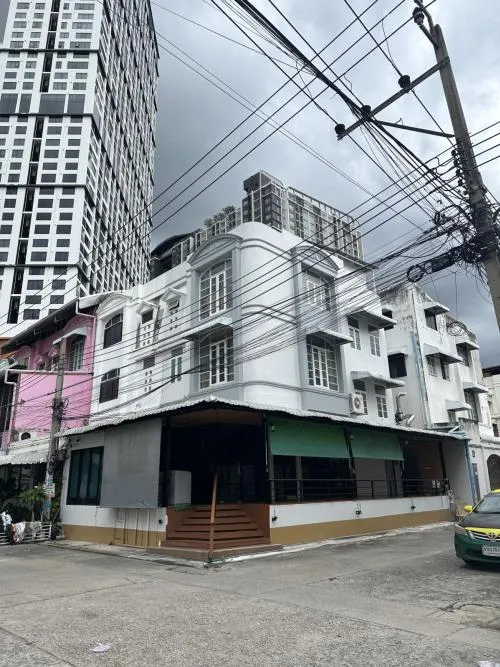 ขายทาวน์โฮมพระราม 9 ซ.11 บางกะปิ เขต ห้วยขวาง กรุงเทพ CX-134498