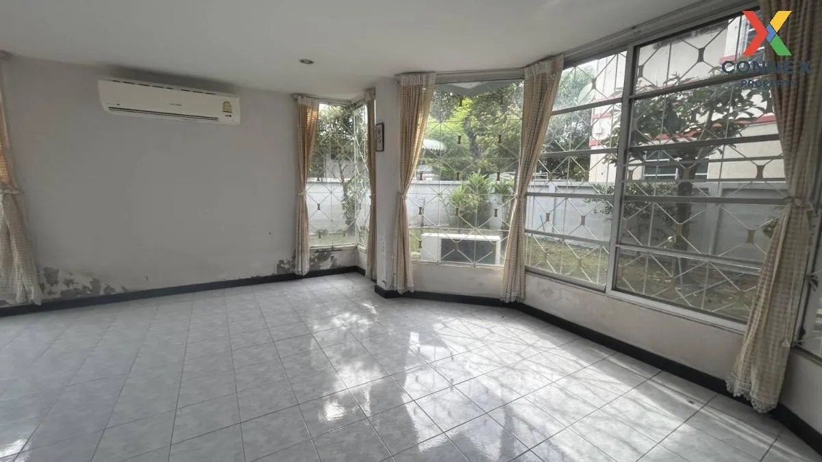 ขายบ้าน  โรยัล ปาร์ค วิลล์ สุวินทวงศ์ ลำผักชี เขต หนองจอก กรุงเทพ