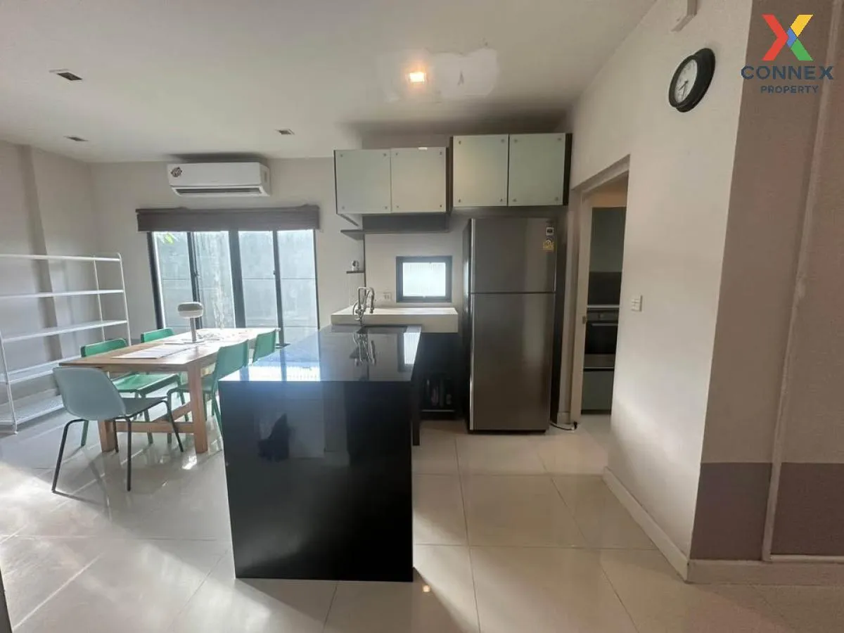 For Rent House , Setthasiri Srinakarin - Rama 9 , MRT-Lam Sali ,  4