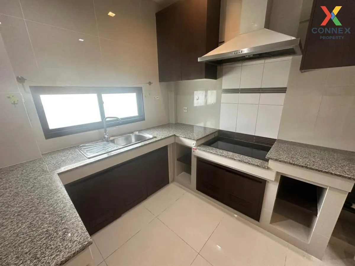 For Sale House , Setthasiri Srinakarin - Rama 9 , MRT-Lam Sali , 