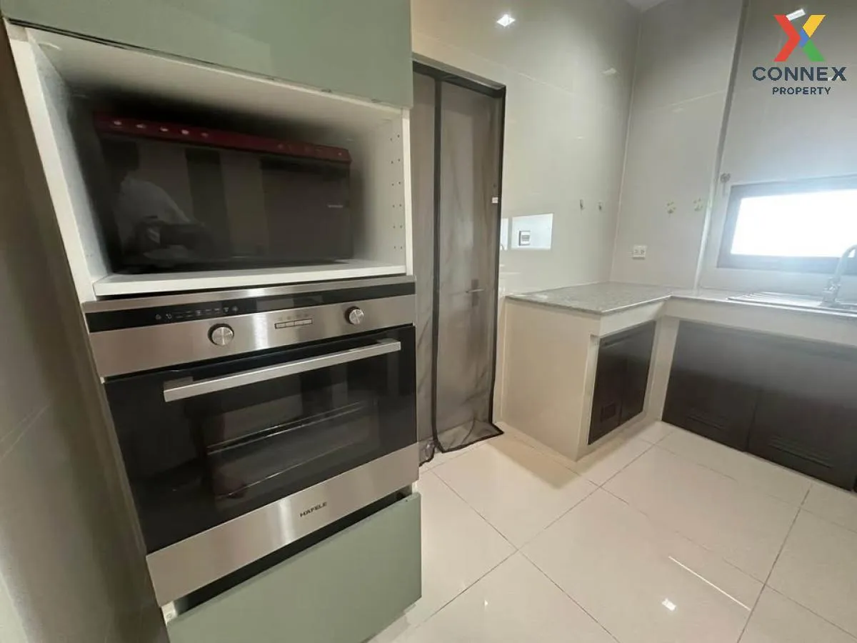 For Sale House , Setthasiri Srinakarin - Rama 9 , MRT-Lam Sali , 