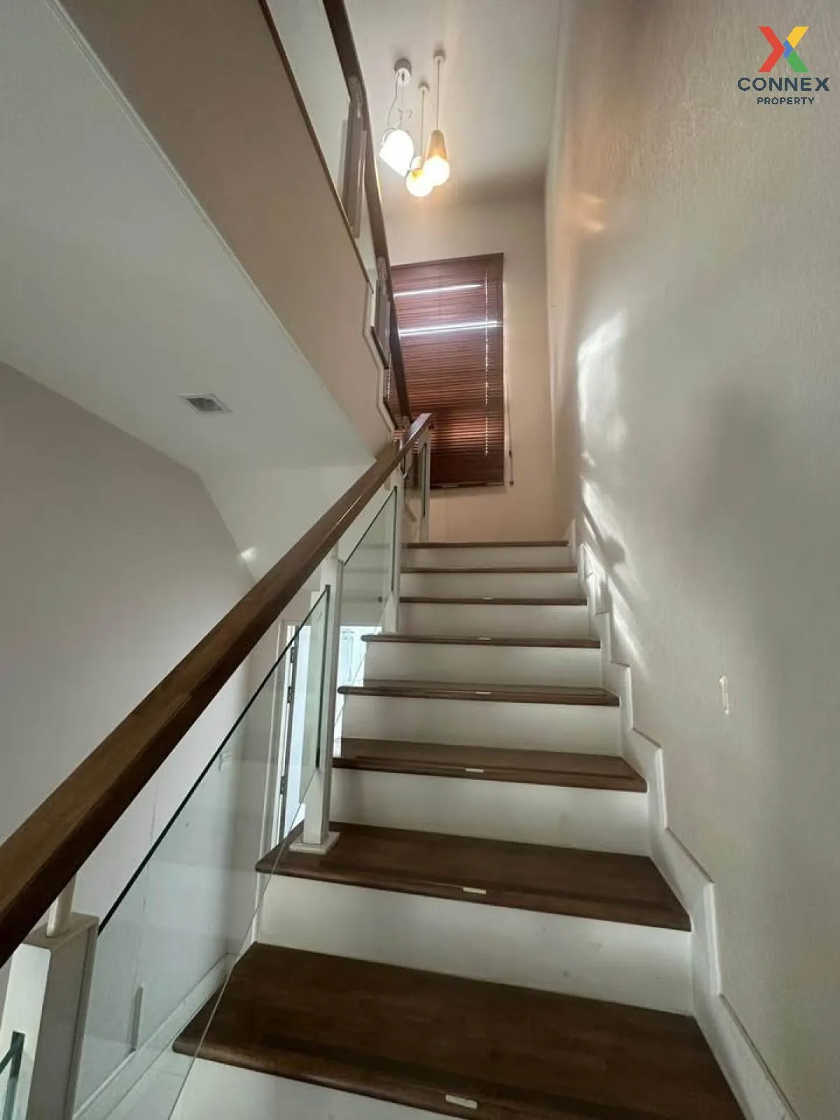 For Sale House , Setthasiri Srinakarin - Rama 9 , MRT-Lam Sali , 