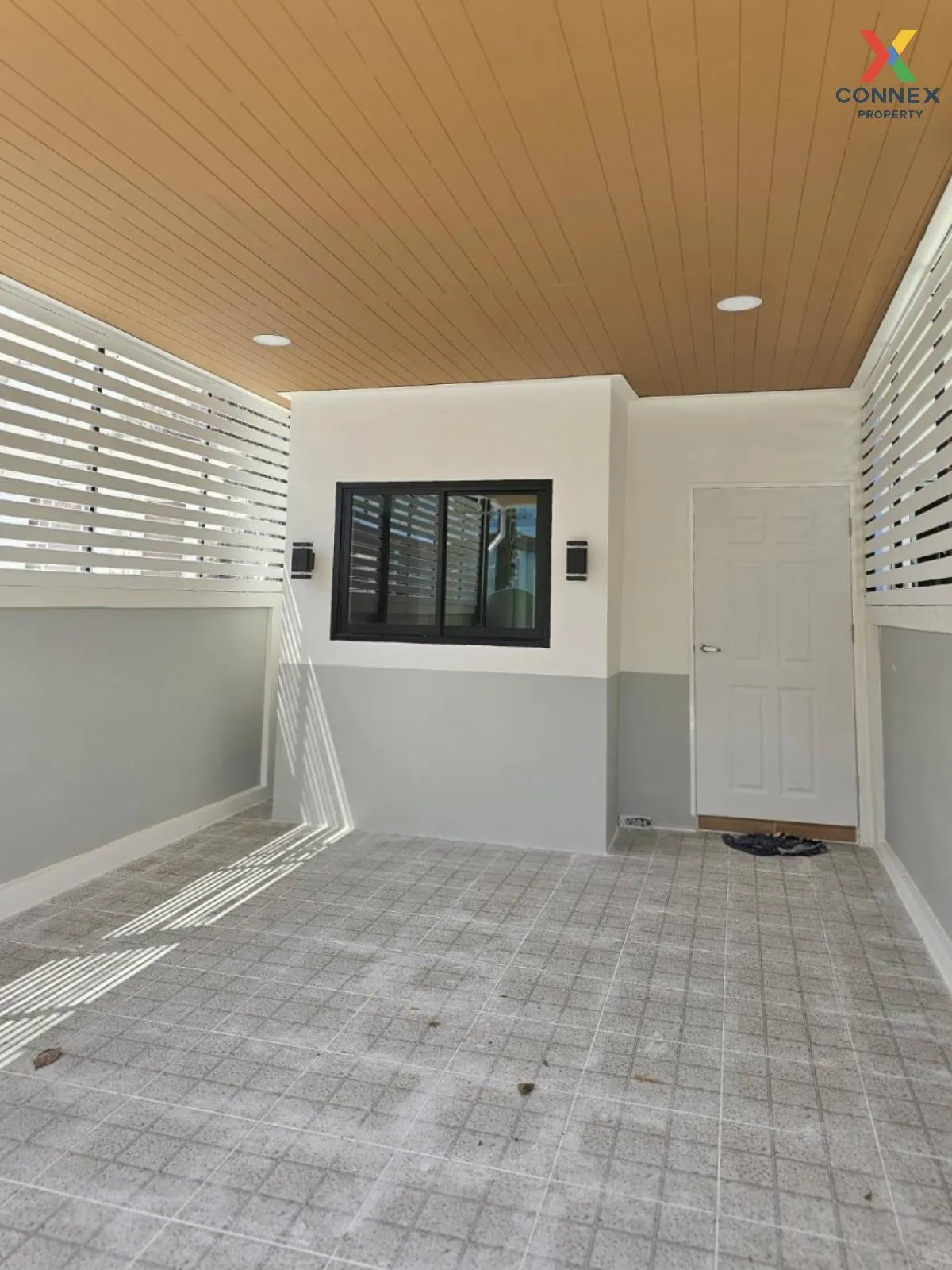 ขายทาวน์เฮ้าส์/ทาวน์โฮม  ทาวน์แอนด์คันทรี่ กระทุ่มราย เขต หนองจอก 3