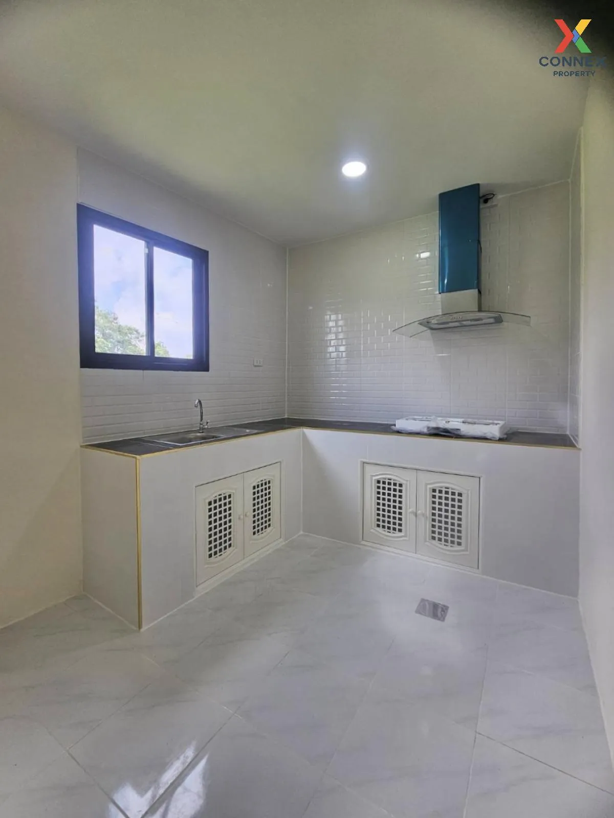 ขายทาวน์เฮ้าส์/ทาวน์โฮม  ทาวน์แอนด์คันทรี่ กระทุ่มราย เขต หนองจอก