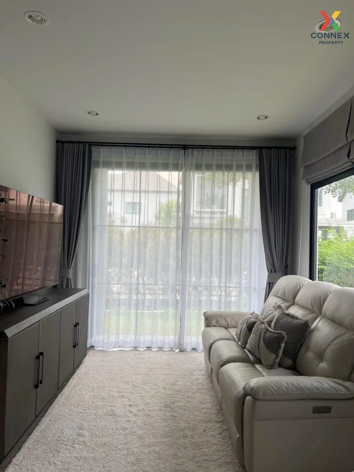 For Sale House , Sanransiri Ramkhamhaeng , wide frontage , MRT-Mi For Sale House , Sanransiri Ramkhamhaeng , wide frontage , MRT-Mi 3