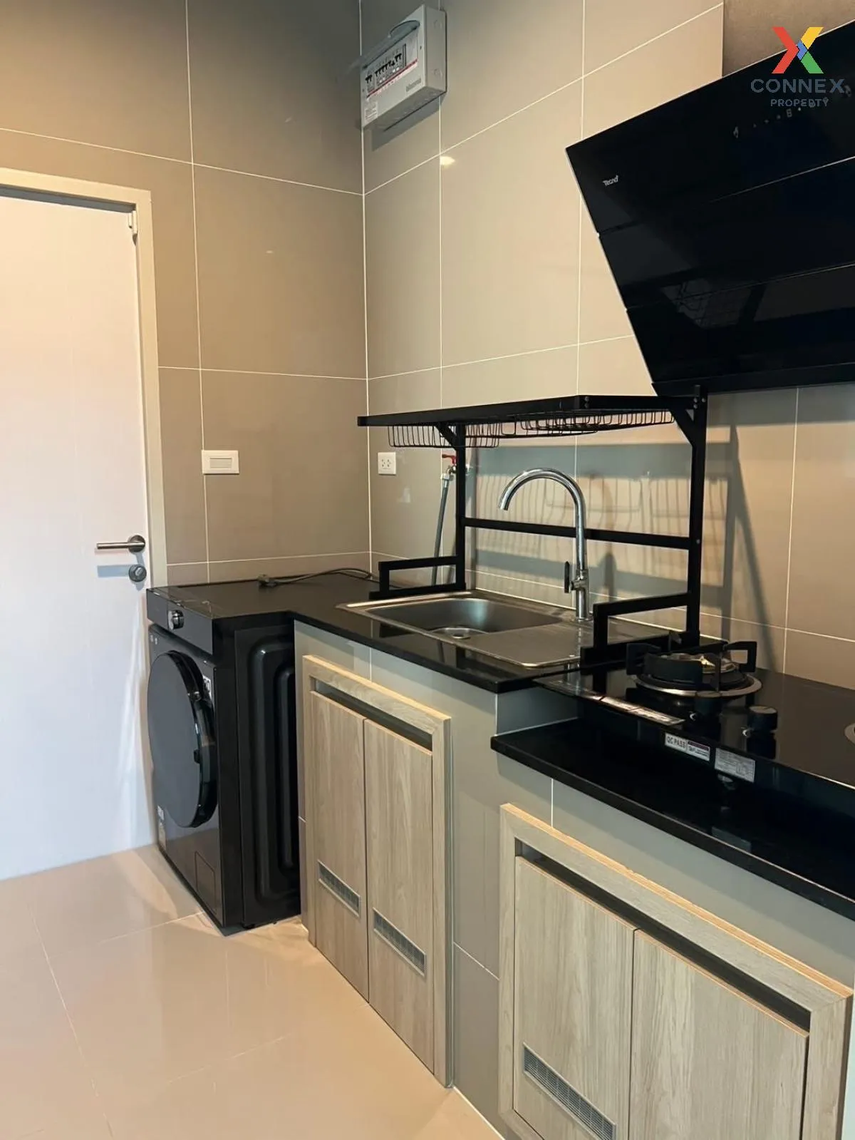 For Sale House , Sanransiri Ramkhamhaeng , wide frontage , MRT-Mi For Sale House , Sanransiri Ramkhamhaeng , wide frontage , MRT-Mi