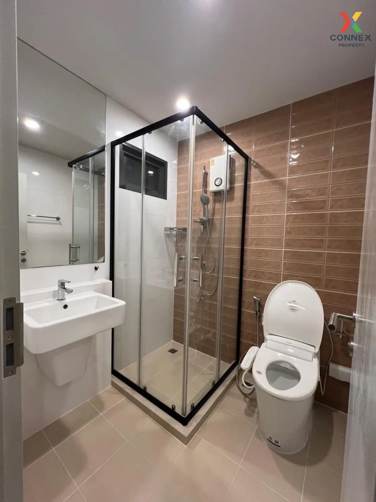 For Sale House , Sanransiri Ramkhamhaeng , wide frontage , MRT-Mi For Sale House , Sanransiri Ramkhamhaeng , wide frontage , MRT-Mi