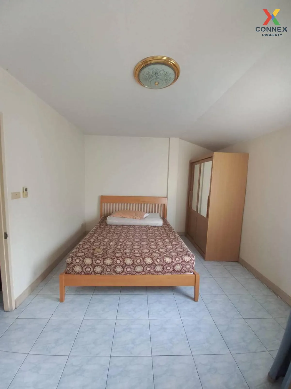 For Rent Townhouse/Townhome  , BAAN KLANG MUANG RAMA9-RAMKHMAHAEN