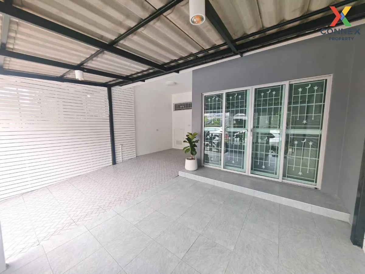 ขายทาวน์เฮ้าส์/ทาวน์โฮม  เดอะ คอนเนค อ่อนนุช 2 รีโนเวทใหม่ ประเวศ 2