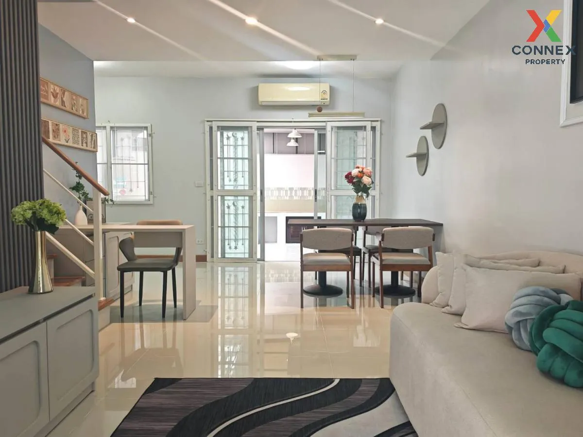 ขายทาวน์เฮ้าส์/ทาวน์โฮม  เดอะ คอนเนค อ่อนนุช 2 รีโนเวทใหม่ ประเวศ 3