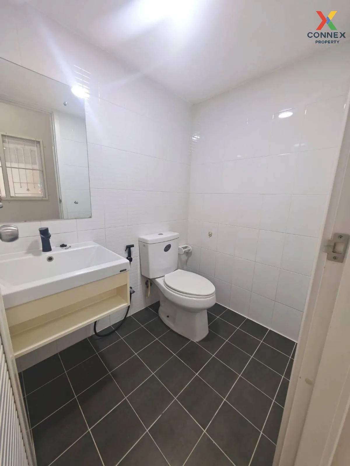 ขายทาวน์เฮ้าส์/ทาวน์โฮม  เดอะ คอนเนค อ่อนนุช 2 รีโนเวทใหม่ ประเวศ