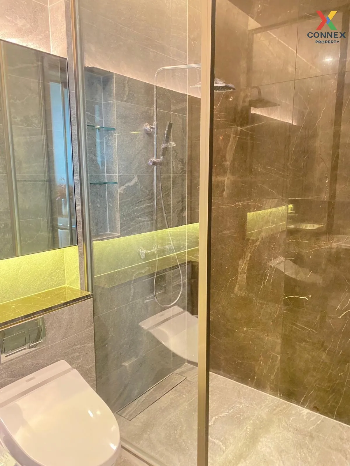 ขายคอนโด  ดิ เอส สุขุมวิท 36 BTS-ทองหล่อ พระโขนง เขต คลองเตย กรุง