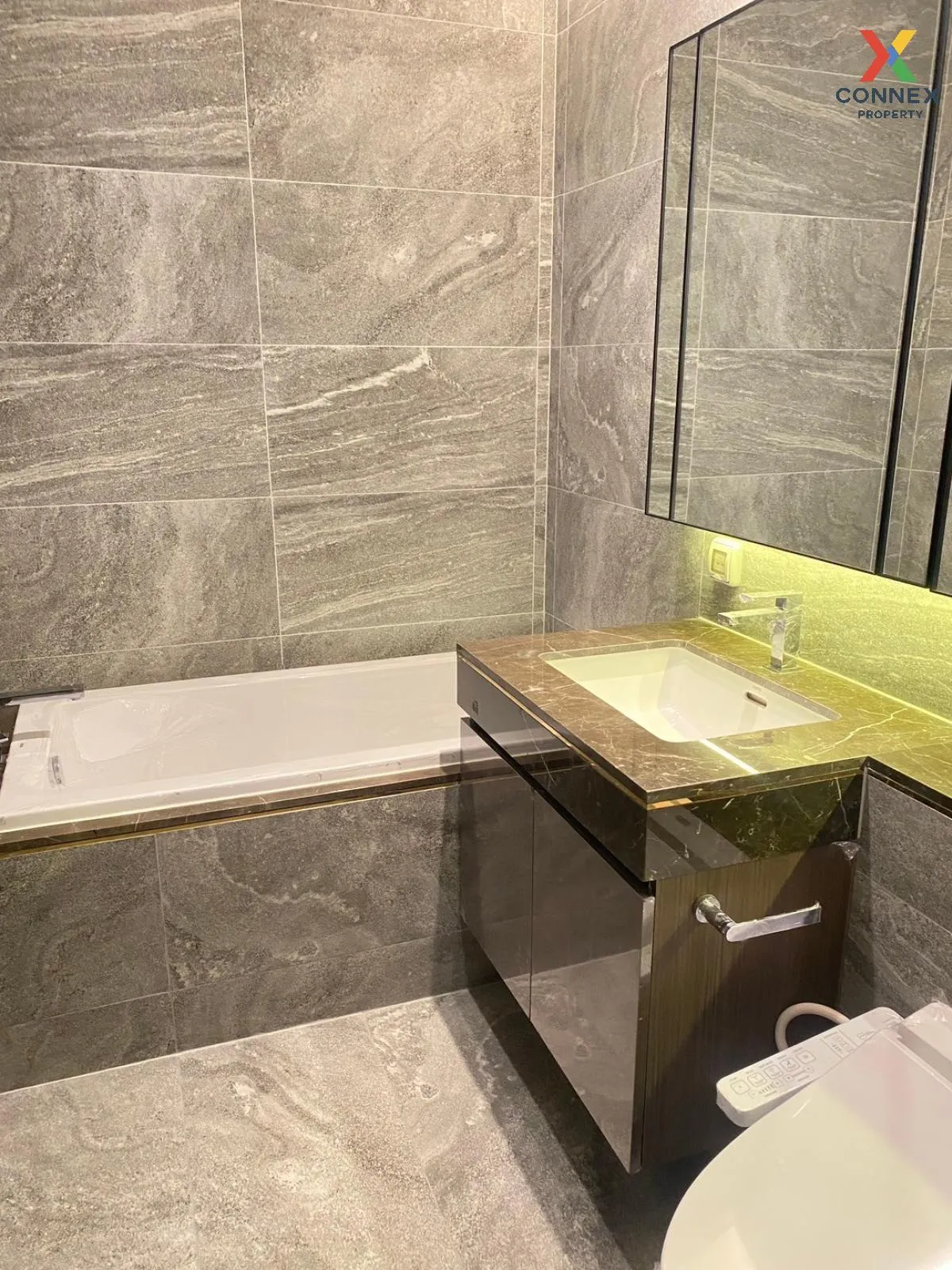 ขายคอนโด  ดิ เอส สุขุมวิท 36 BTS-ทองหล่อ พระโขนง เขต คลองเตย กรุง