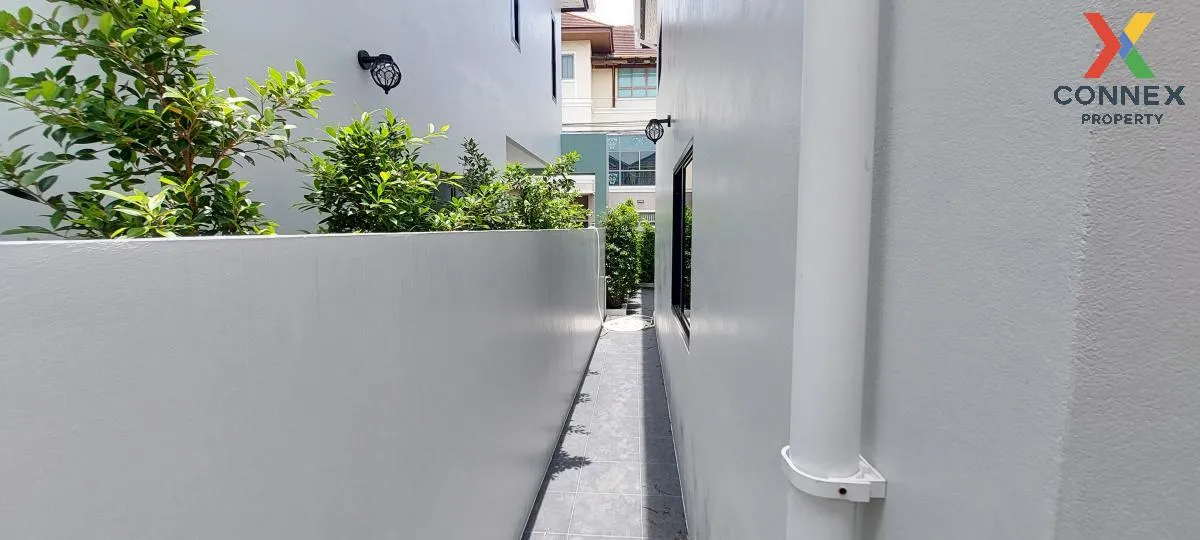 For Sale House , Kritsada Nakhon 31 , Salathammasop Sop , Thawi W