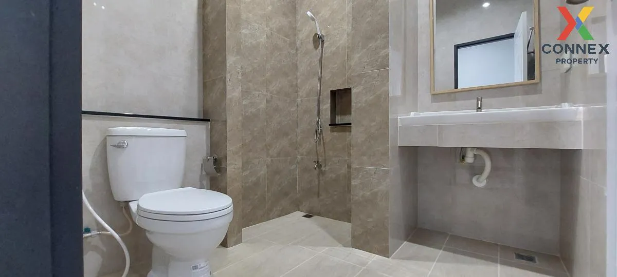 For Sale House , Kritsada Nakhon 31 , Salathammasop Sop , Thawi W