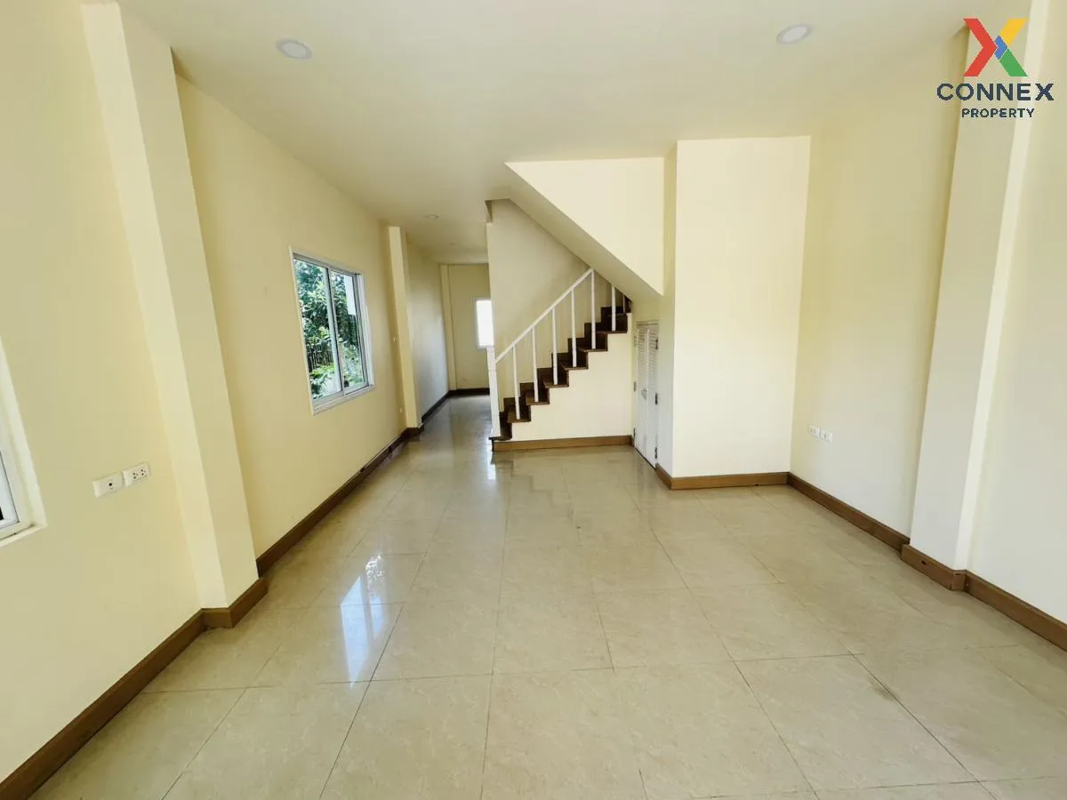 For Sale Townhouse/Townhome  , Prinyaluck Light Rama 5 , corner u