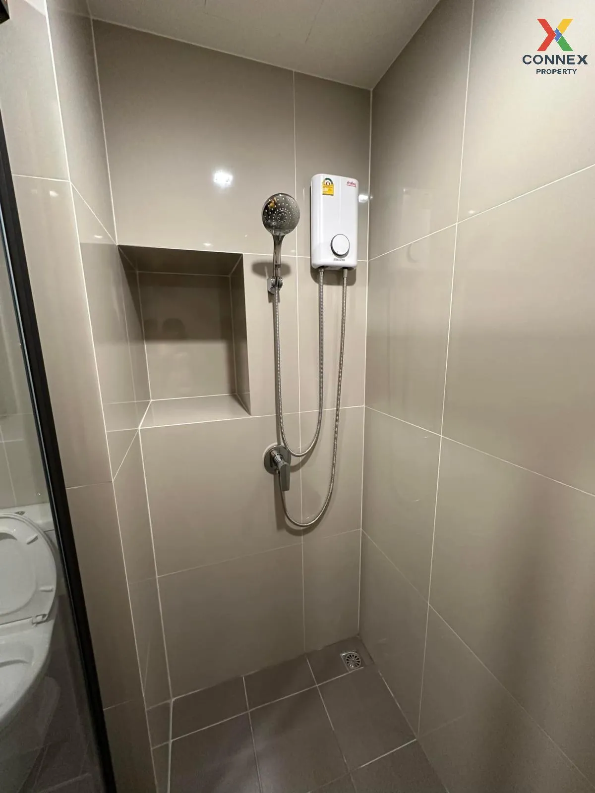 เช่าคอนโด  เดอะ เบส เพชรบุรี - ทองหล่อ MRT-เพชรบุรี บางกะปิ เขต ห