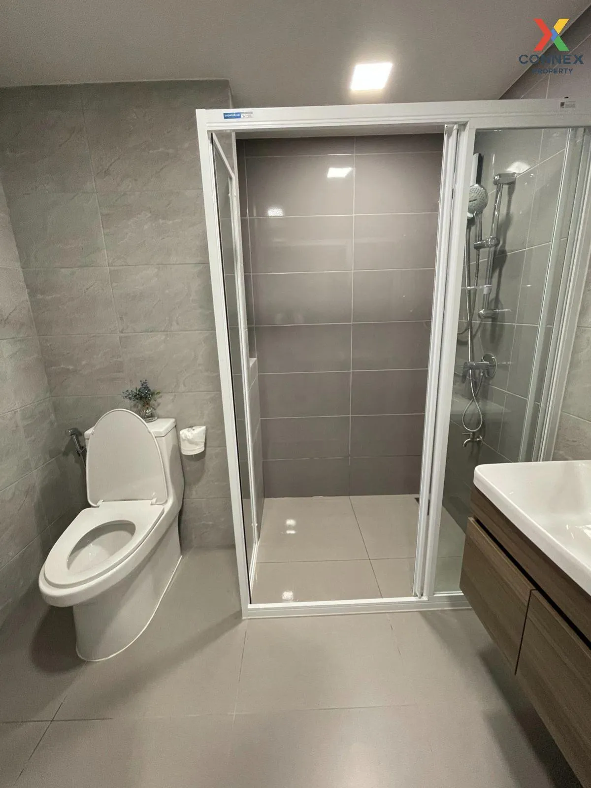 For Rent Condo , Modiz Launch , Khlong Nueng , khlong Luang , Pat