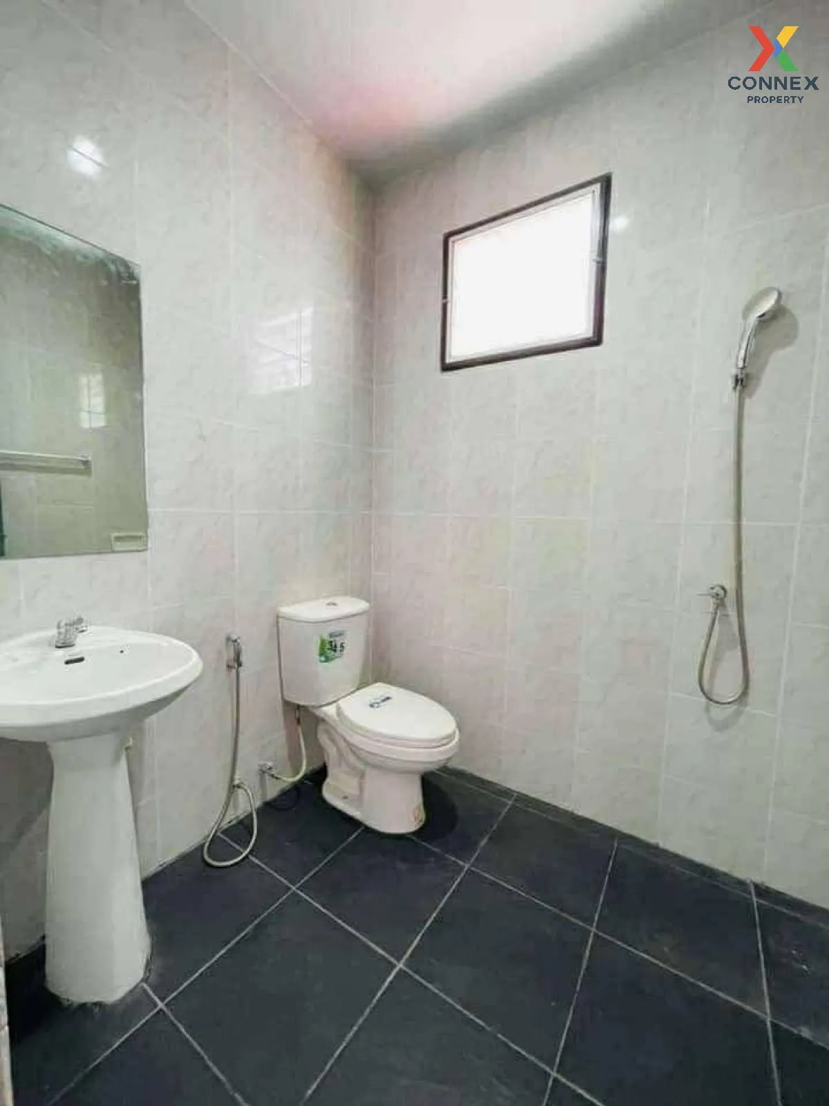 For Sale House , Siwarat 9 Bangbuathong , corner unit , wide fron