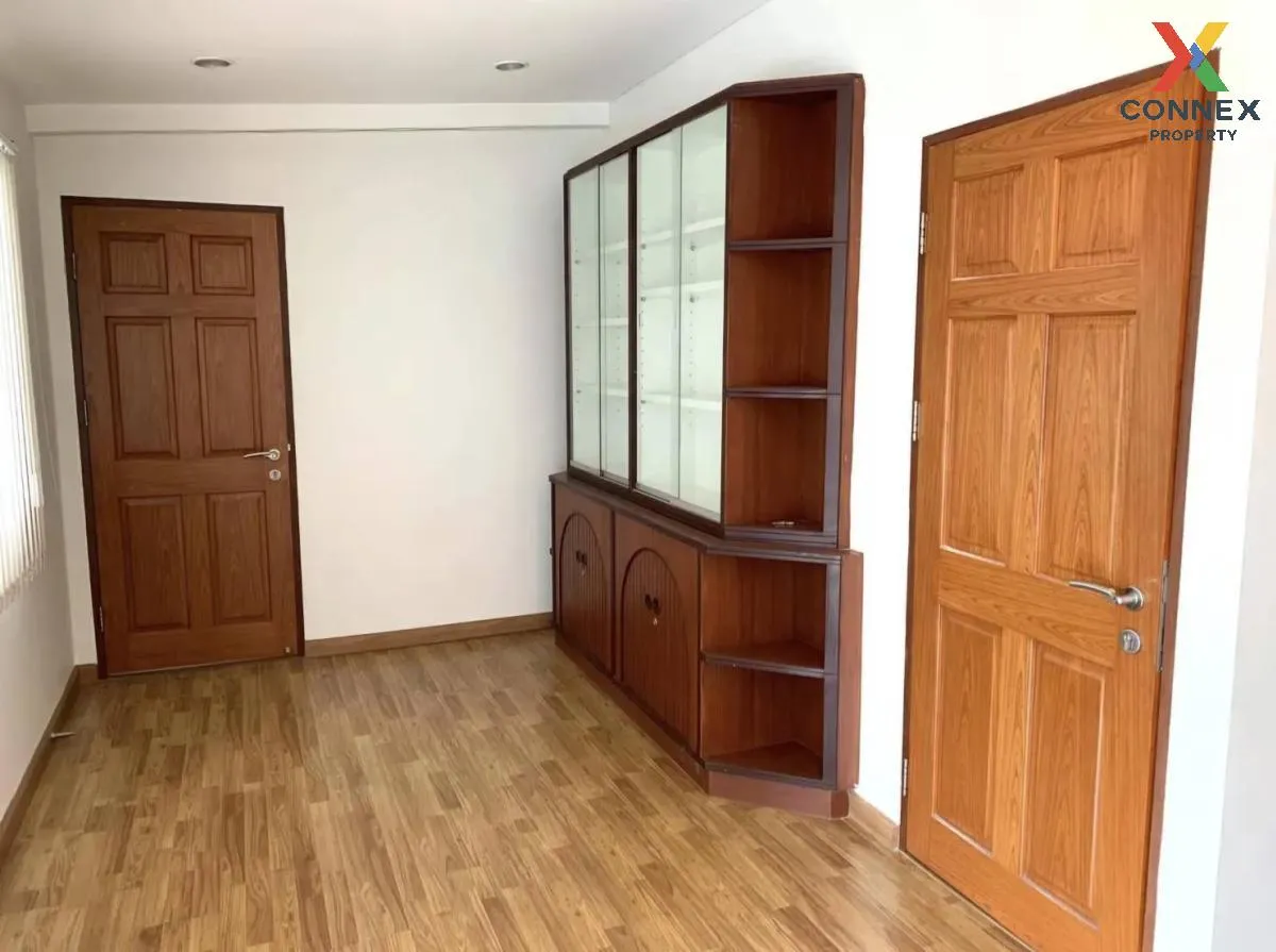 เช่าบ้าน-โฮมออฟฟิศ ทำเลดีใจกลางเมือง เสนานิคม1 ซอย17 แยก4 หน้ากว้