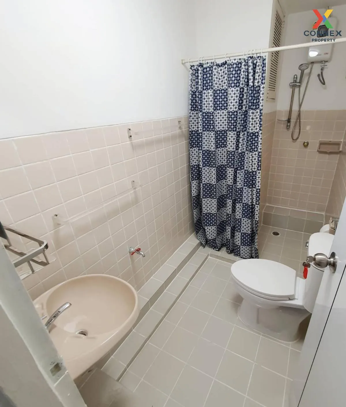 เช่าคอนโด  เดอะ เฮอริเทจ คอนโดมิเนียม BTS-นานา คลองเตย เขต คลองเต