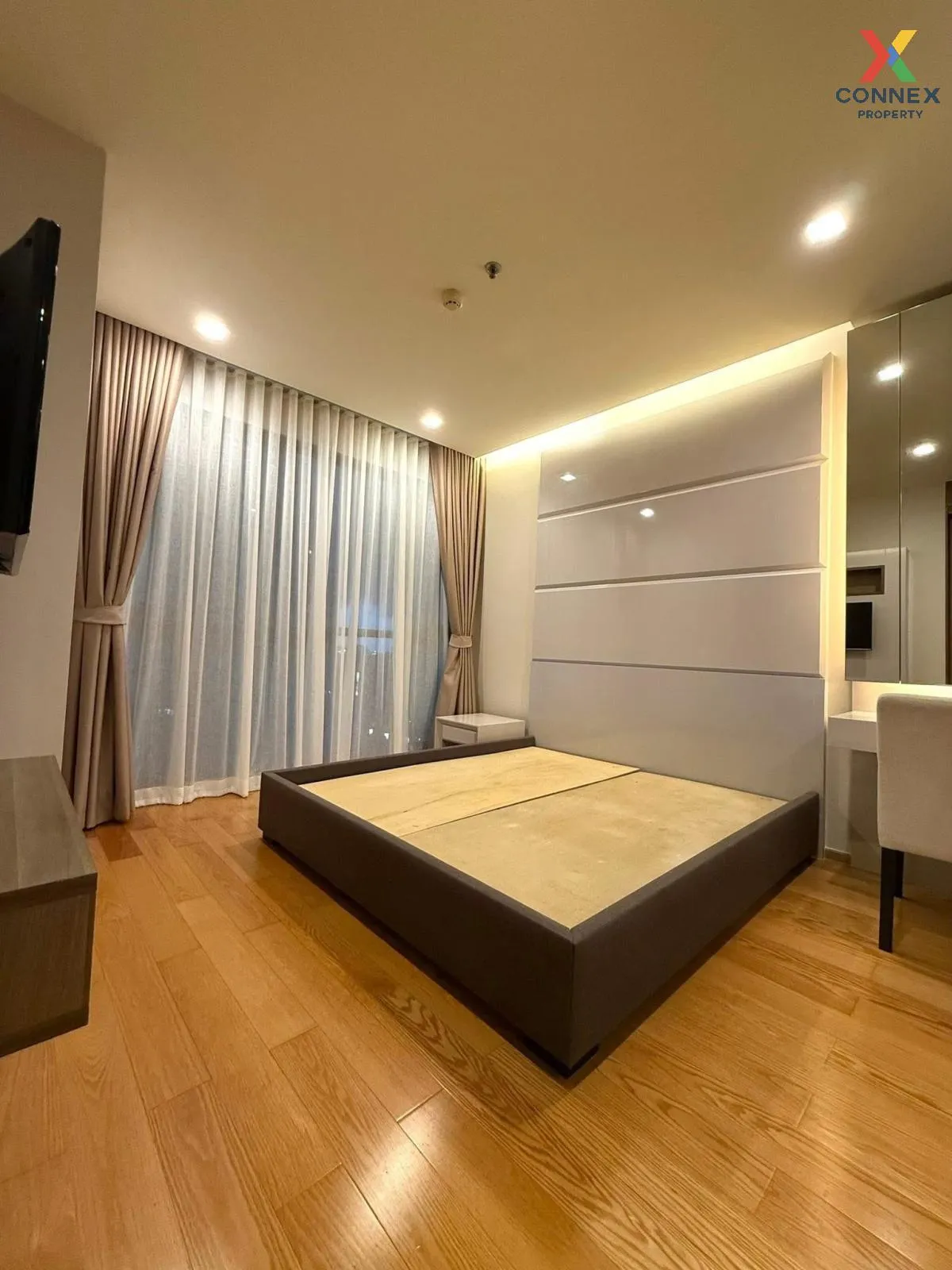 For Rent Condo , The Address Sathorn , BTS-Saint Louis , Silom , 