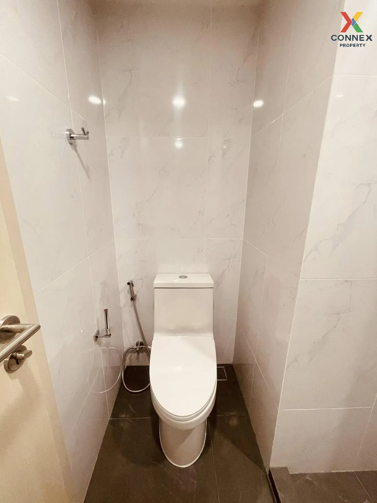 เช่าคอนโด  ออริจิ้น ปลั๊ก แอนด์ เพลย์ สายลวด สเตชั่น ปากน้ำ เมือง