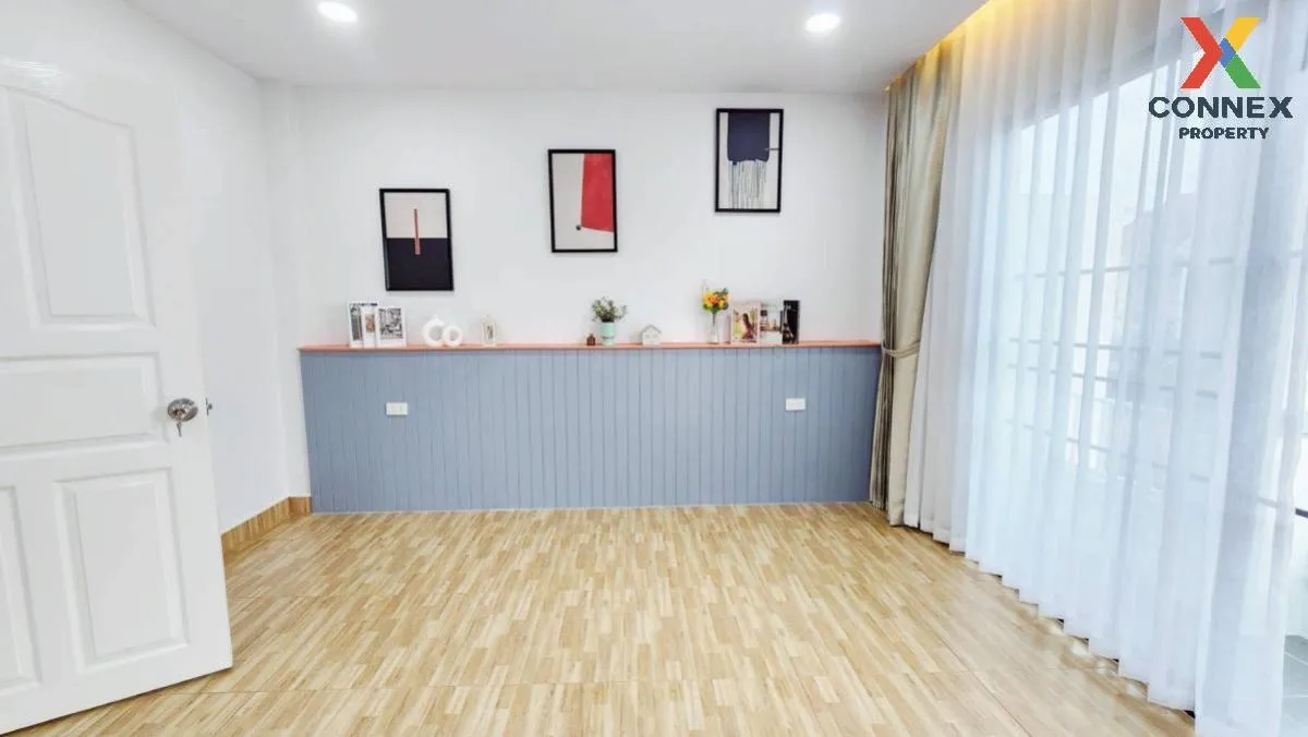 ขายทาวน์เฮ้าส์/ทาวน์โฮม  แพรมาพรเพลส รังสิต คลอง4 รีโนเวทใหม่ บึง