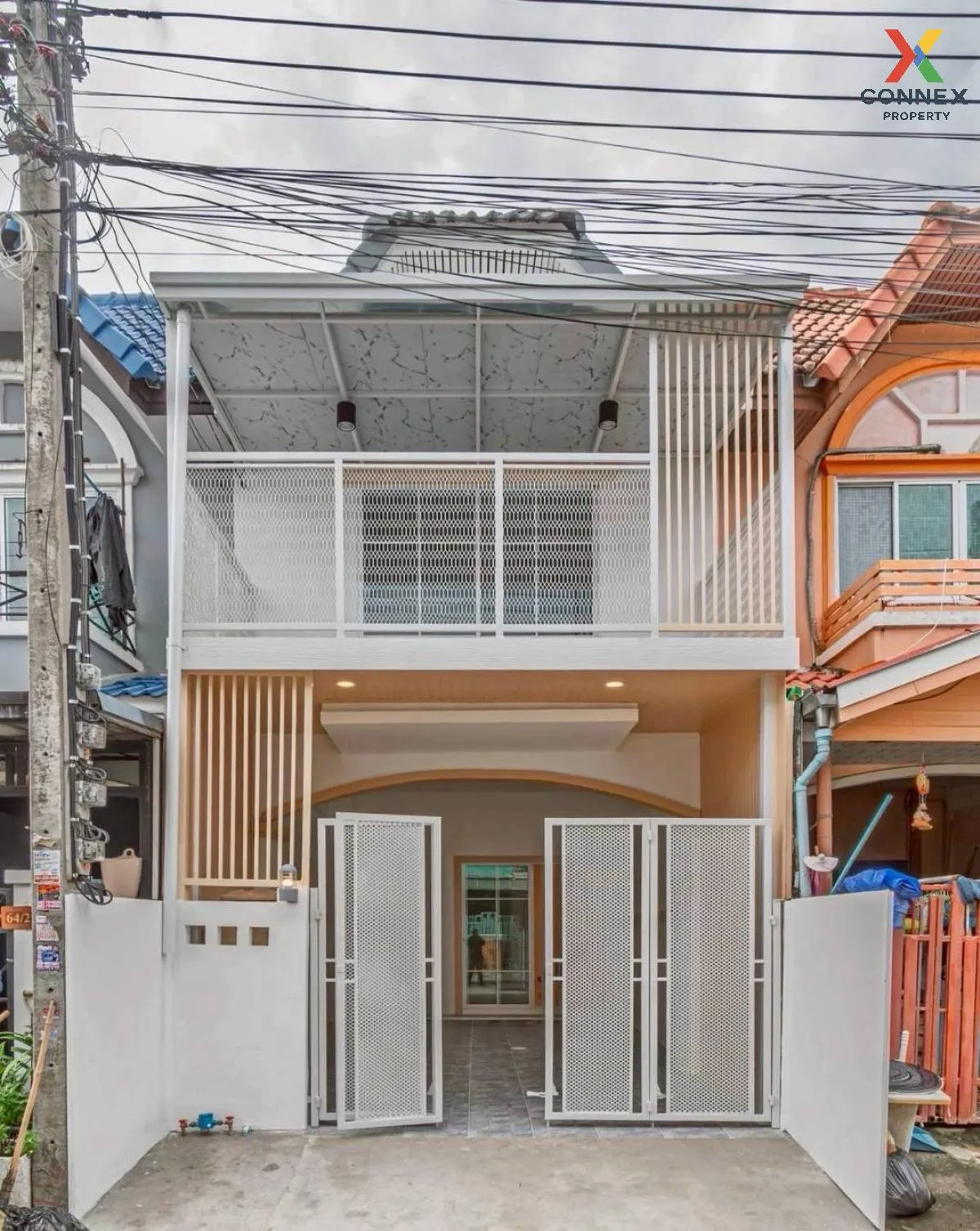 For Sale Townhouse/Townhome  , Baan Manawadee , newly renovated , 1