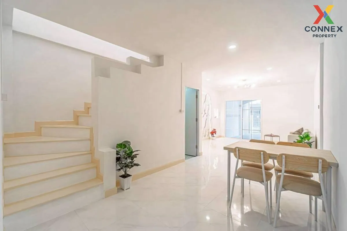 For Sale Townhouse/Townhome  , Baan Manawadee , newly renovated , 3
