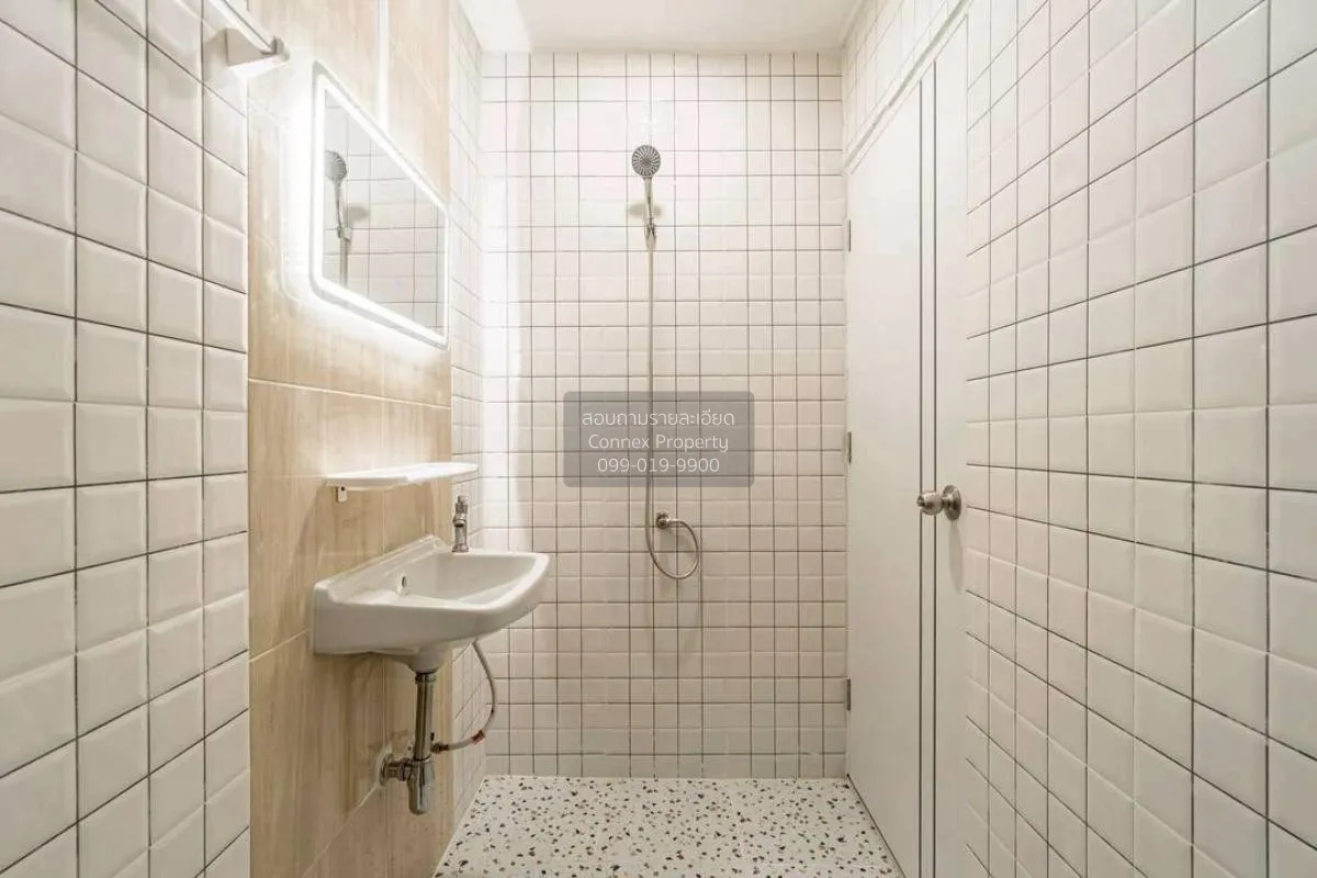 For Sale Townhouse/Townhome  , Baan Manawadee , newly renovated ,