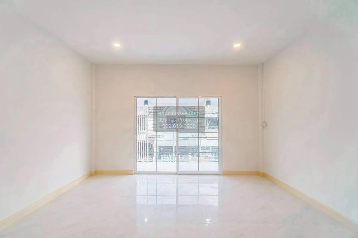 For Sale Townhouse/Townhome  , Baan Manawadee , newly renovated ,