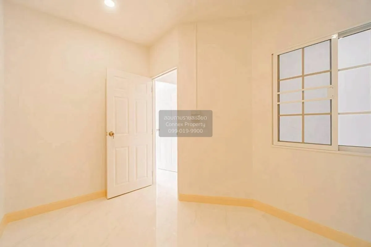 For Sale Townhouse/Townhome  , Baan Manawadee , newly renovated ,