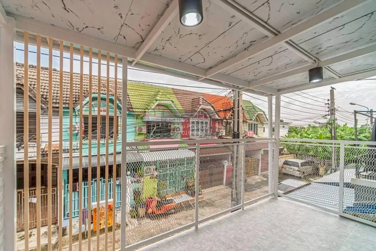 For Sale Townhouse/Townhome  , Baan Manawadee , newly renovated ,